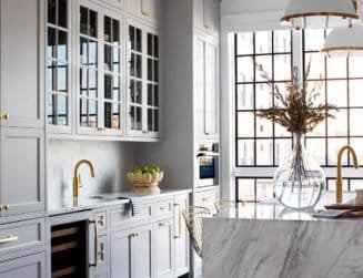 Transform your kitchen with a Mitter island countertop. Discover the perfect blend of beauty and durability