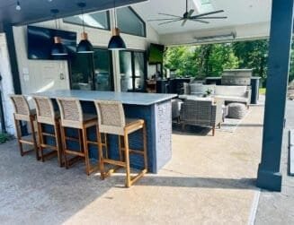 Outdoor kitchen fun, enjoy cooking and dining al fresco with friends and family