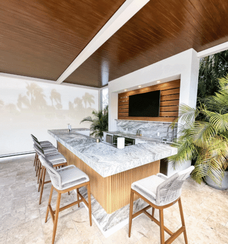 Outdoor bar for your gatherings. Explore tips and ideas for design and setup of your outdoor bar